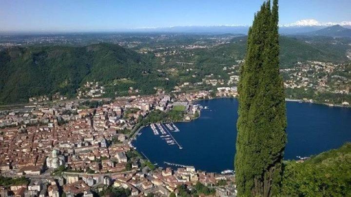 Antica Corte, Bilocale Nel Centro Storico Di Como Apartamento Exterior foto